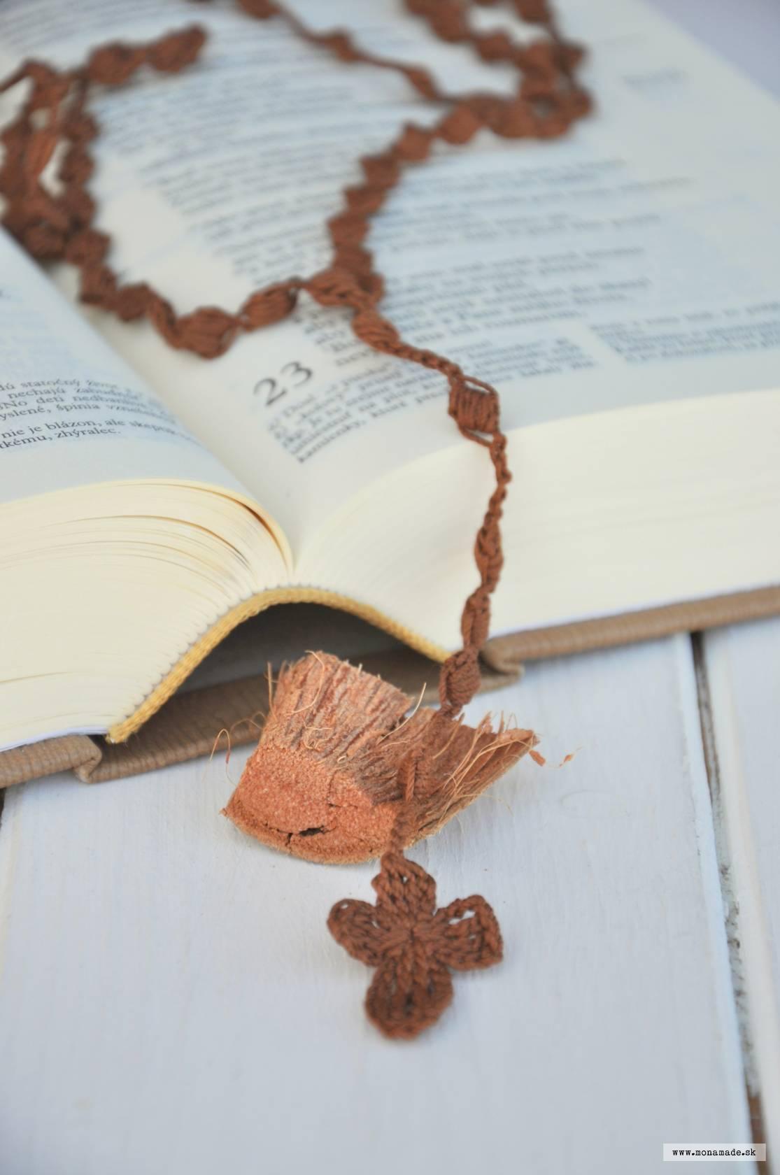 Háčkovaný ruženček, hnedý 2