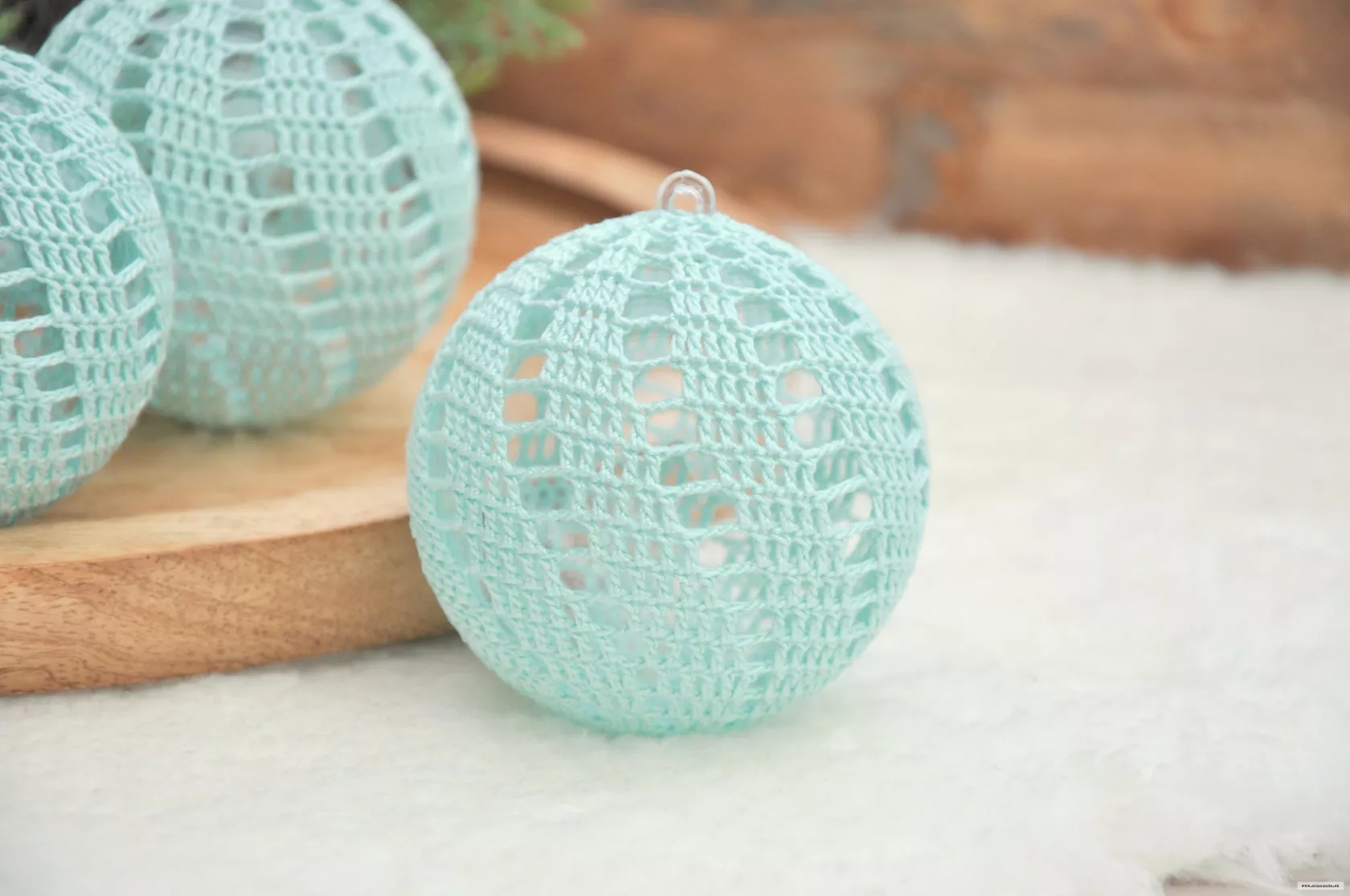 Mentolové háčkované gule, sada 4kusov, v darčekovej krabičke 3