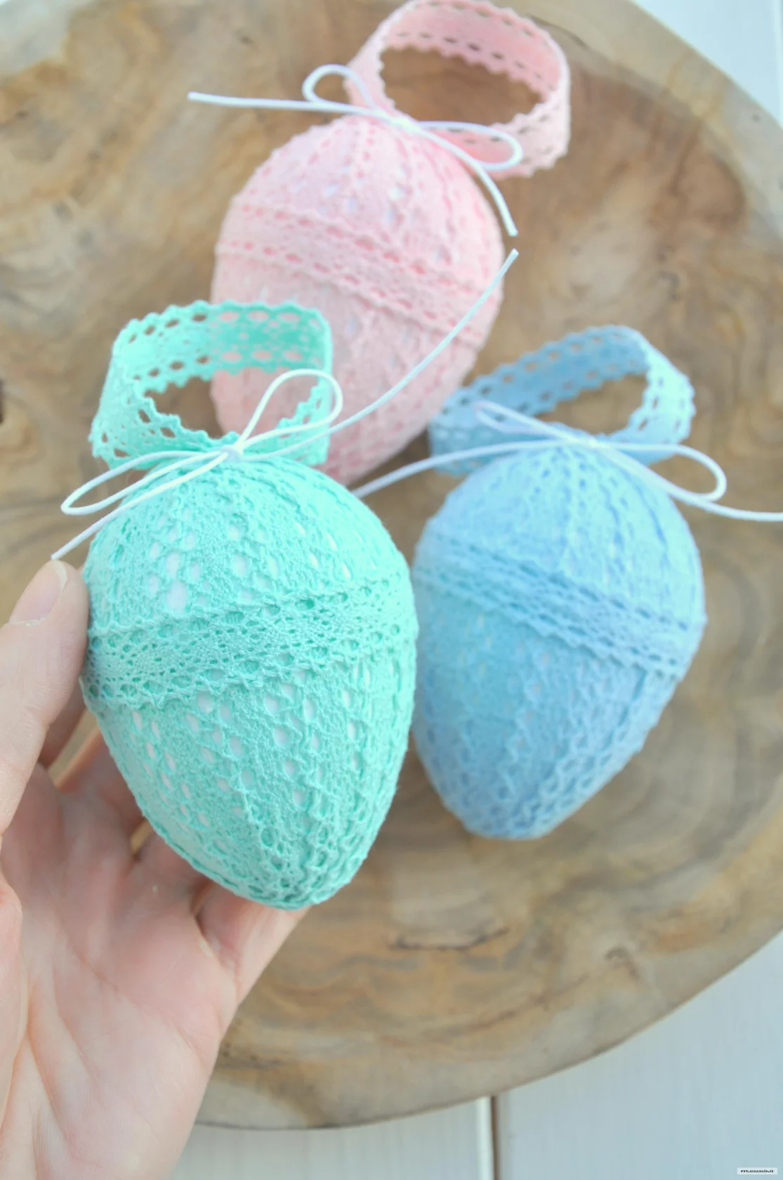 Sada 3 vajíčok z krajky, pastelové 2