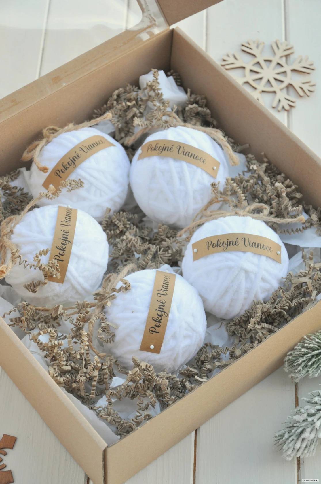 Biele bombule, sada 5kusov, v darčekovej krabičke
