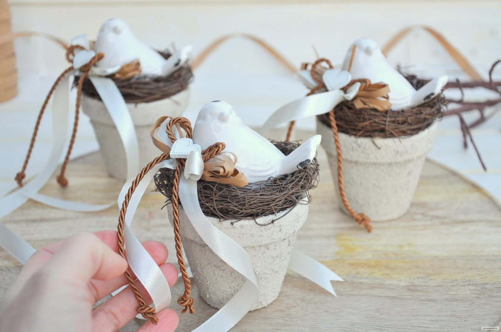 celoročná dekorácia s vtáčikom