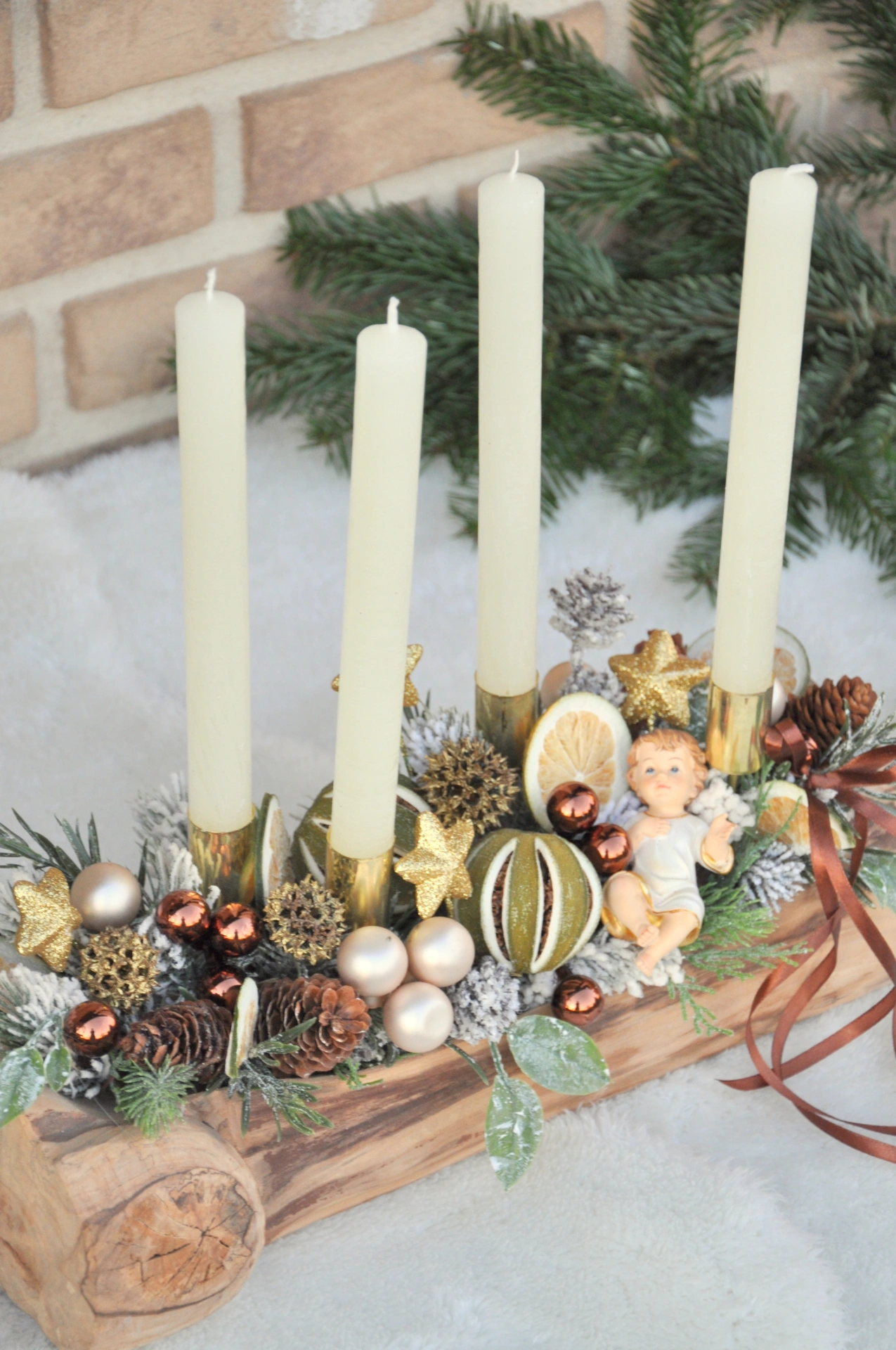 adventný svietnik s malým Ježiškom 2
