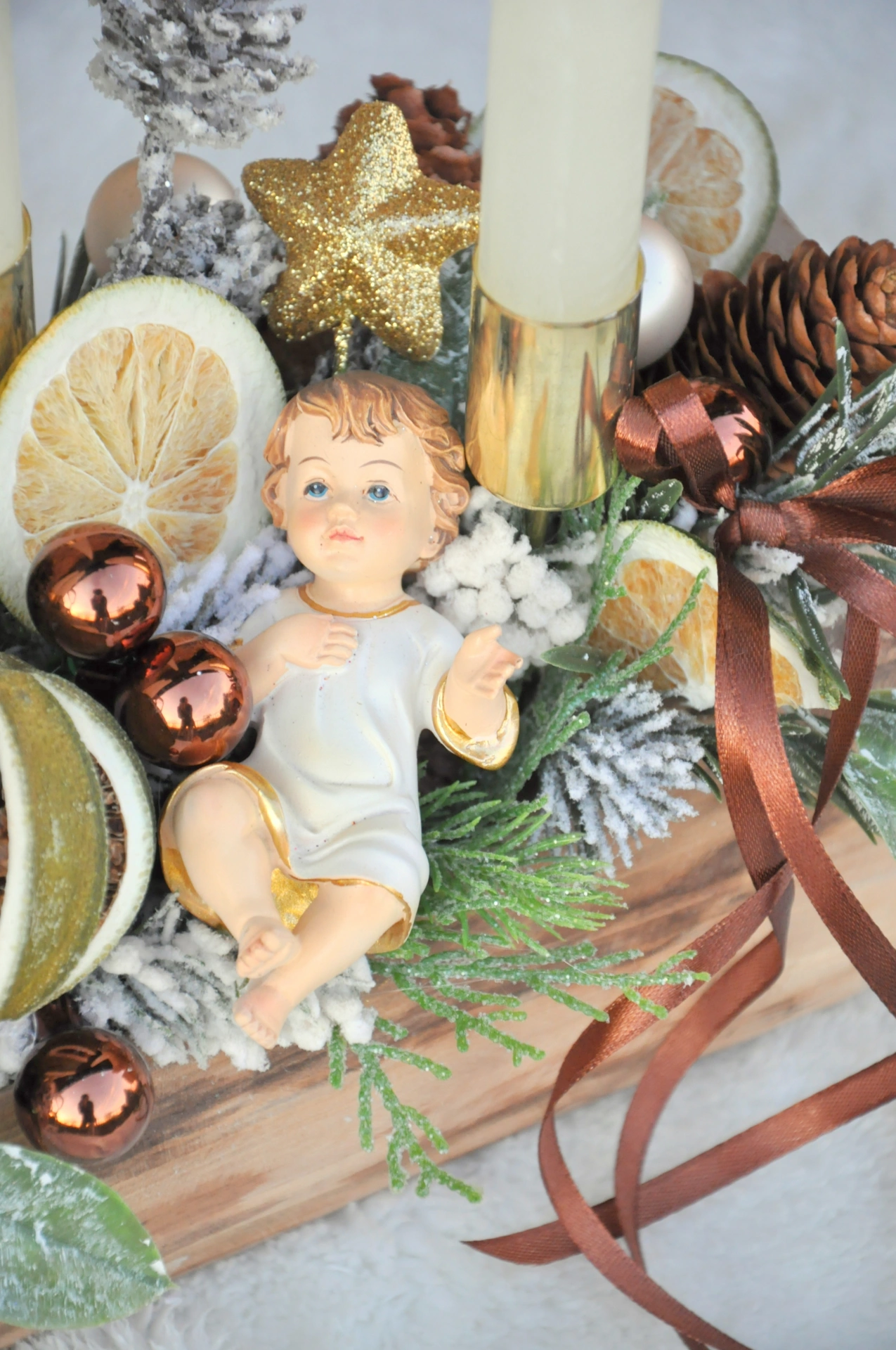 adventný svietnik s malým Ježiškom 3