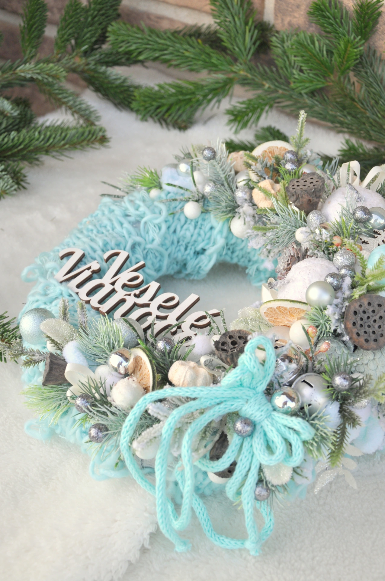 mentolová vianočná sada, veniec a dekorácia s mackom 2