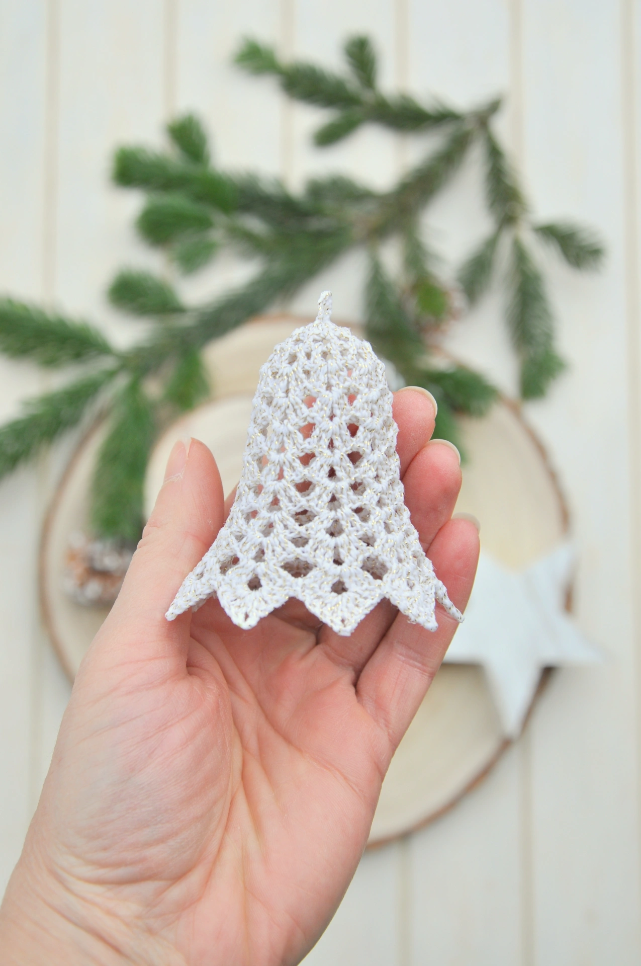 Háčkovaný zvonček, smotanovo-zlatý 2