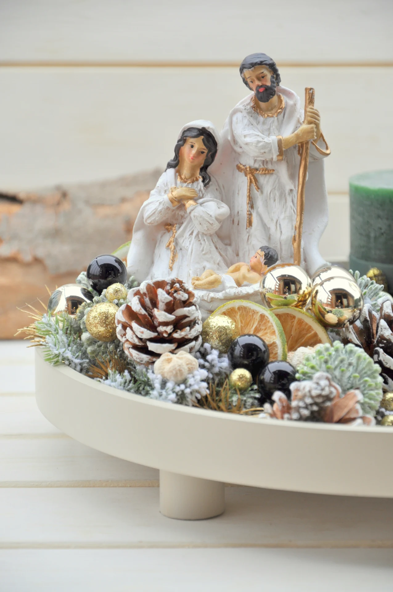 adventný podnos, so Svätou rodinkou 3