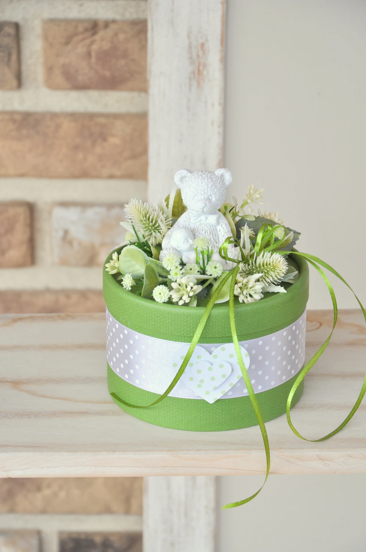 Darčekový box s kvetinovým vrchnákom, priemer 13cm