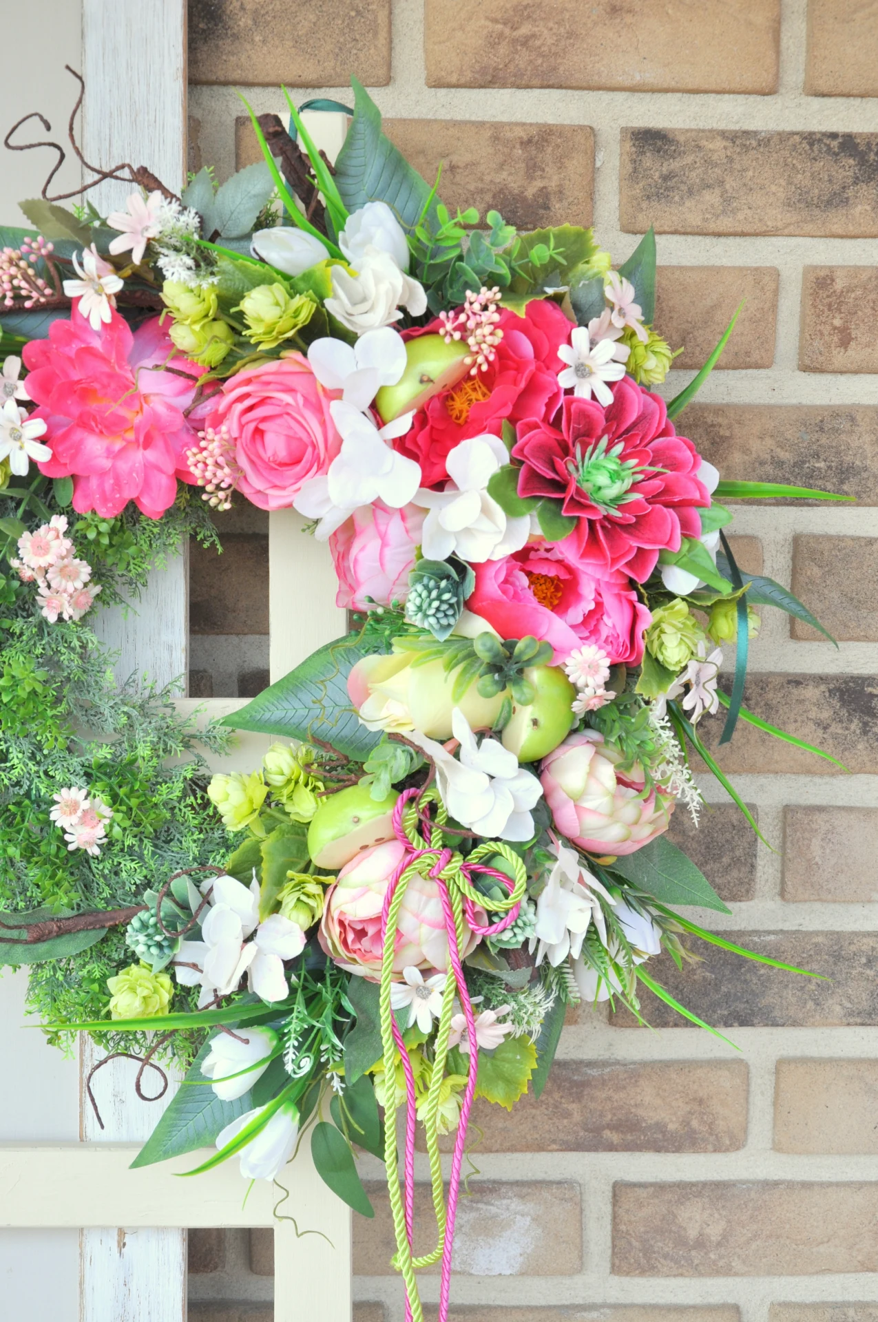 kvetinový veniec s jabĺčkami 2