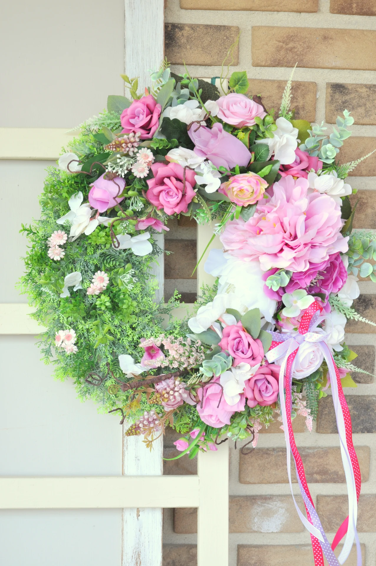 kvetinový veniec, v ružovej