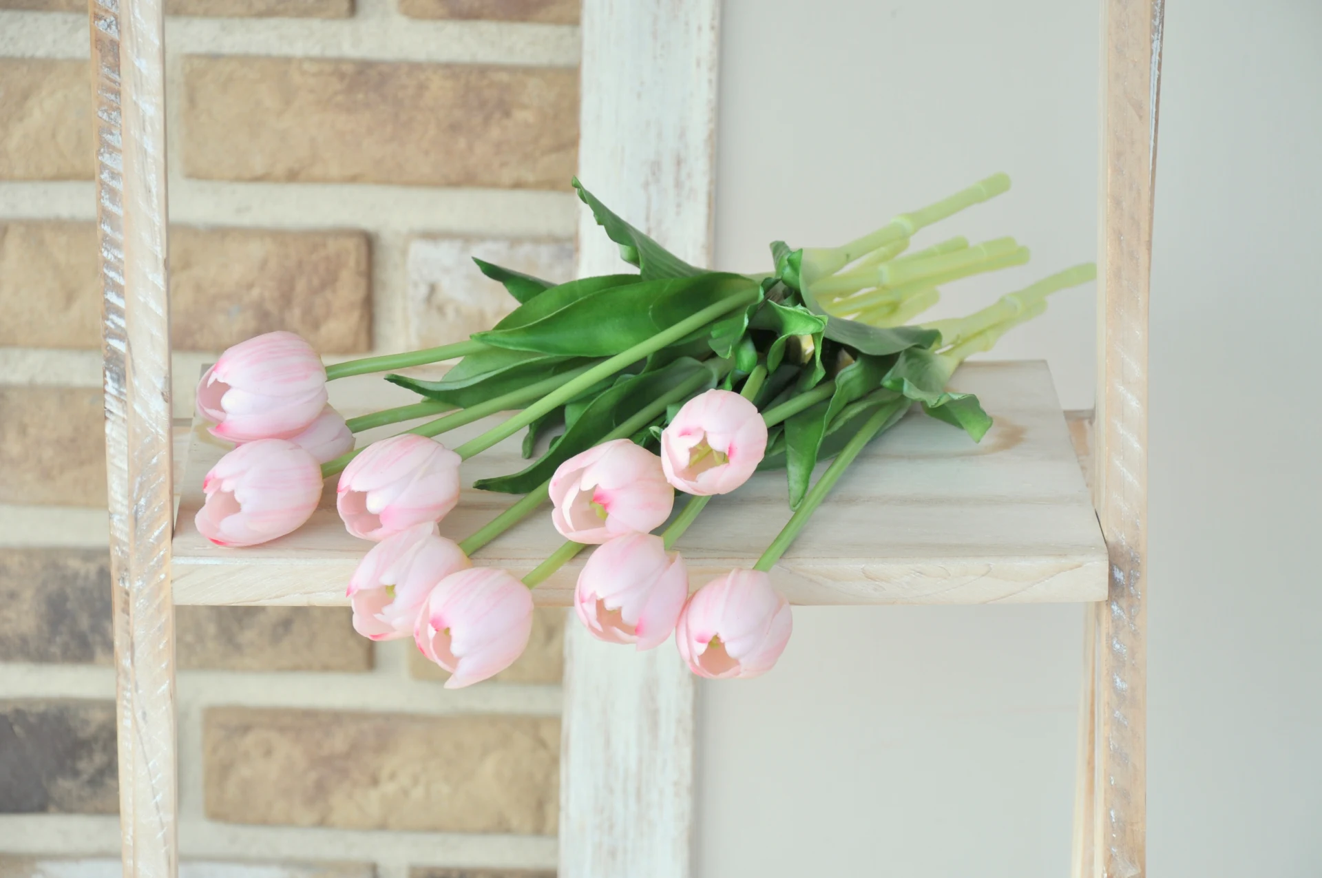 Ružový tulipán, umelý 5