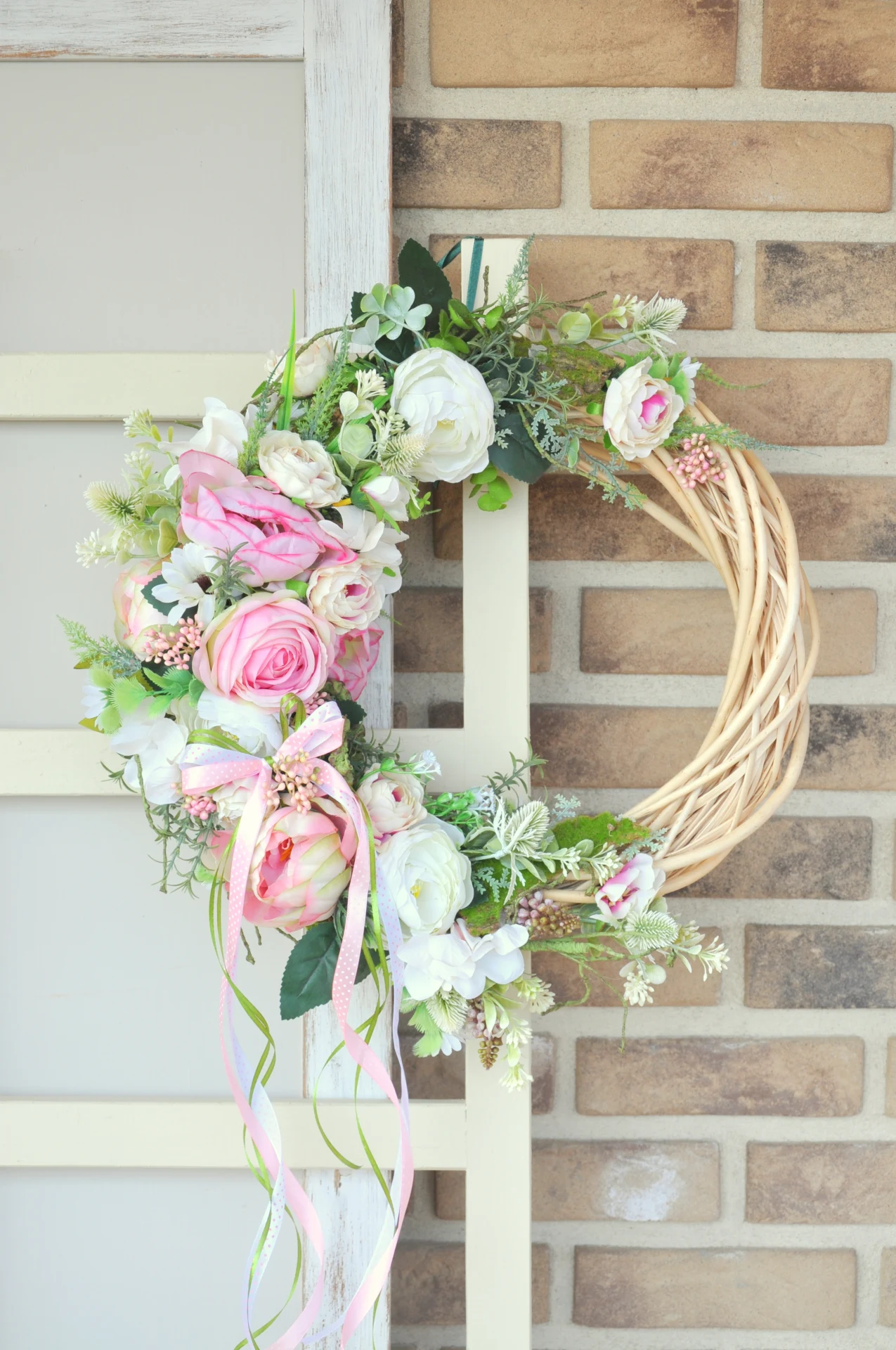 Celoročný veniec, v ružovej