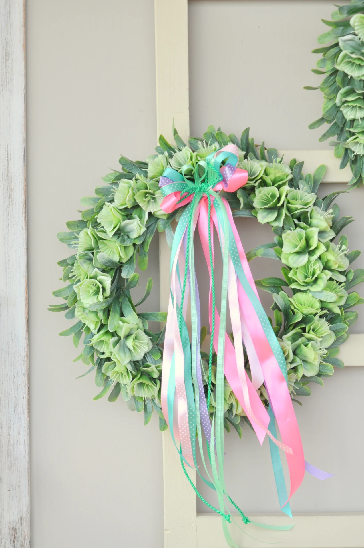 veniec s pastelovými stuhami 2