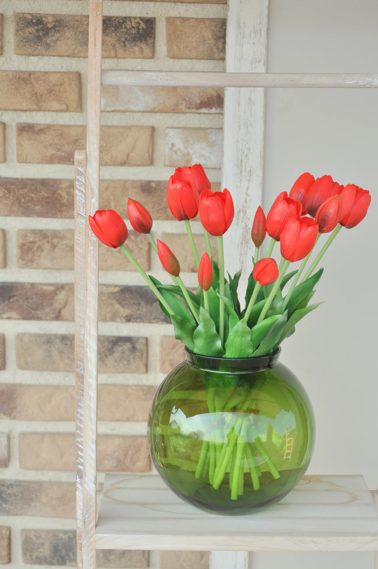 Kytica červených tulipánov, umelá, zväzok 5kusov