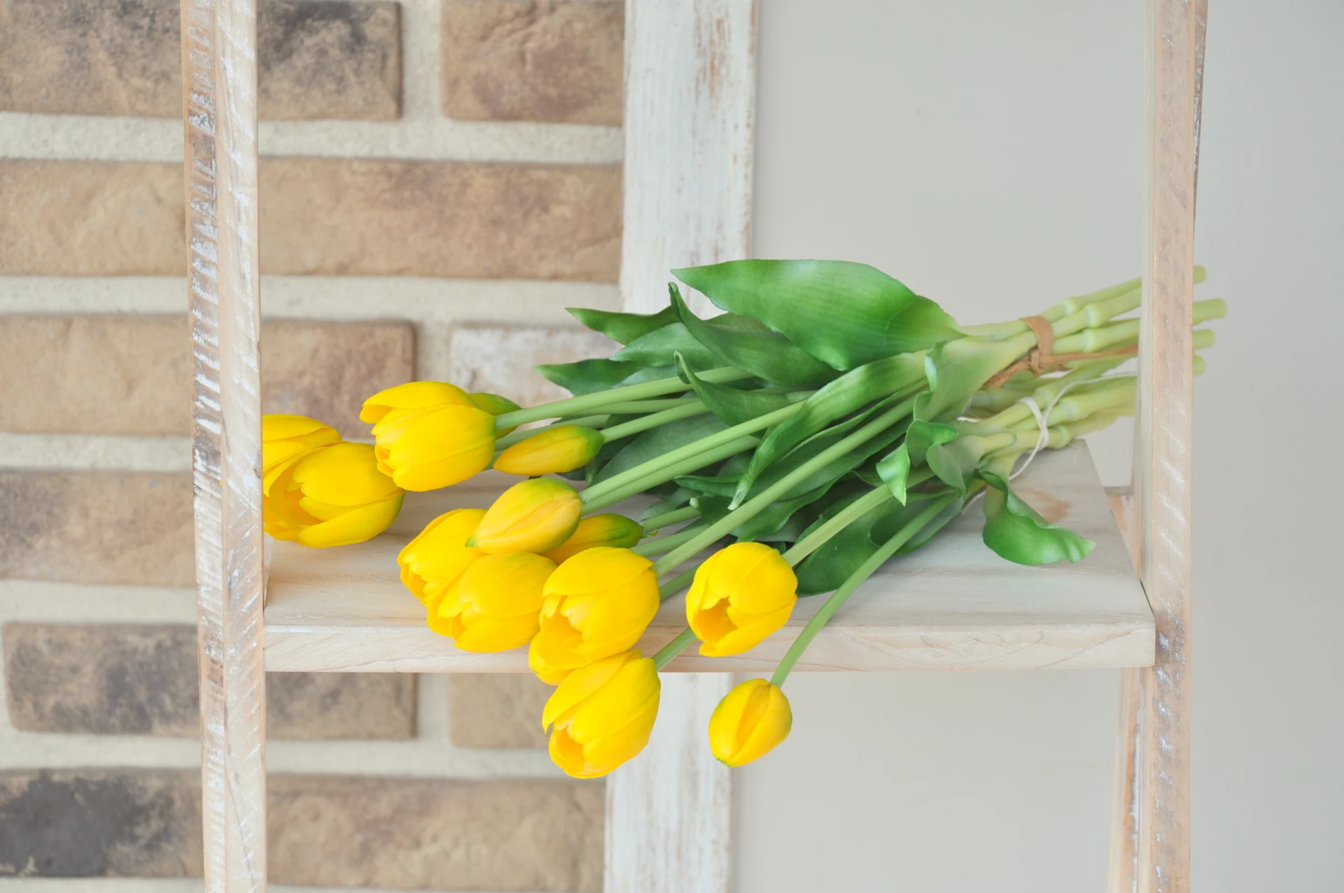 Kytica žltých tulipánov, umelá, zväzok 5kusov 5