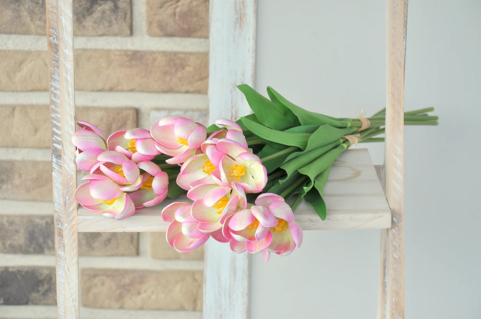 Kytica rozkvitnutých tulipánov, umelá, zväzok 5kusov, ružový 4