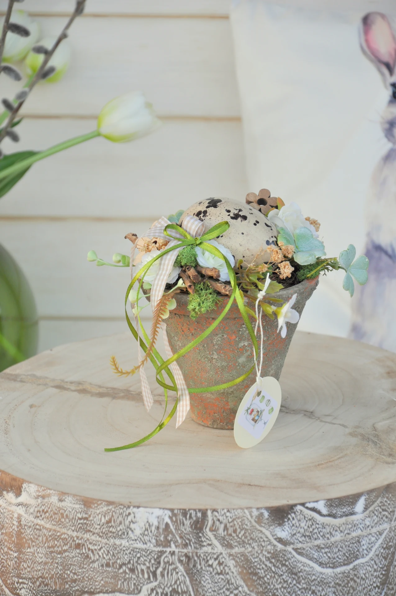 Veľkonočný kochlík s vajíčkom