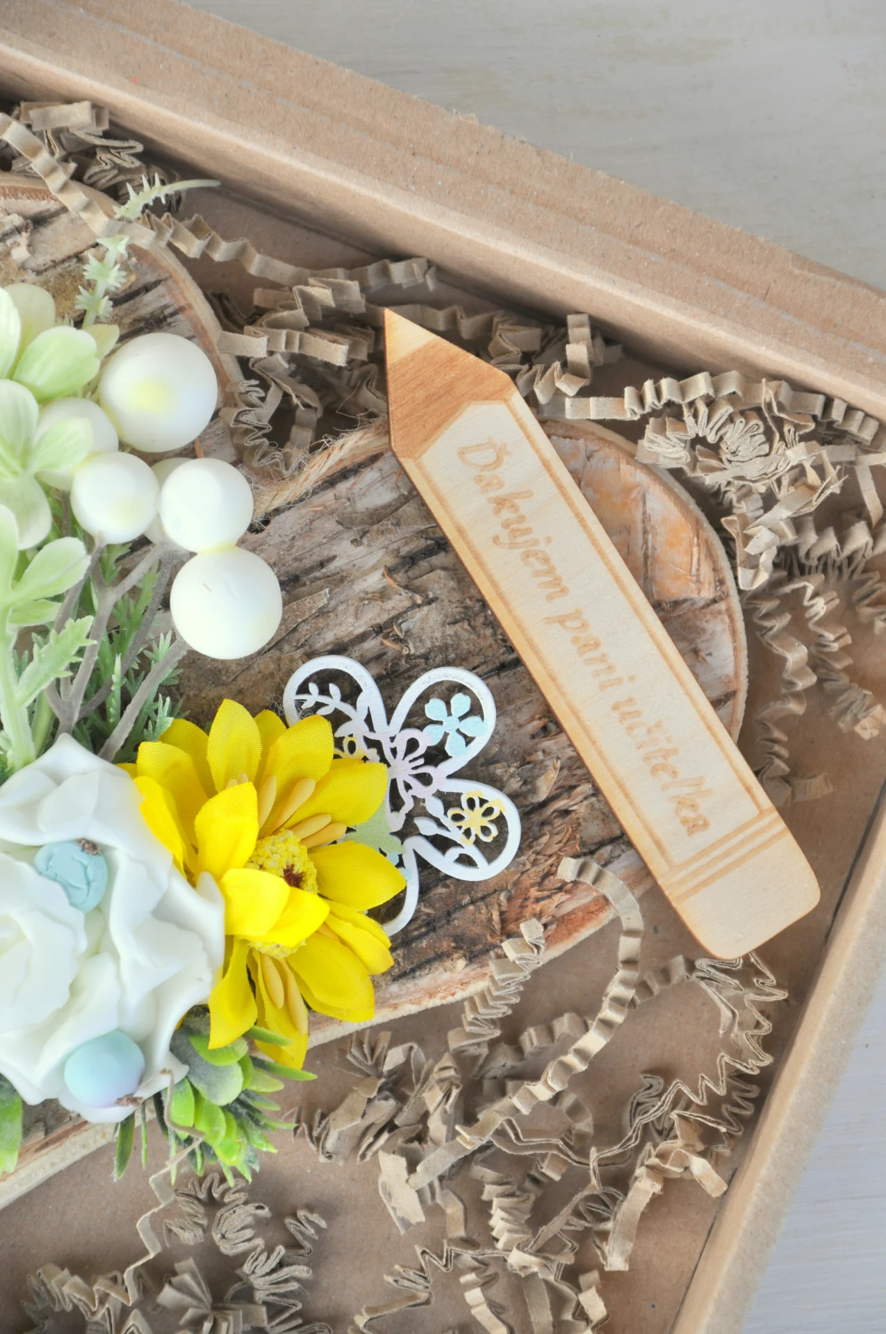 Drevené srdiečko pre pani učiteľku 3