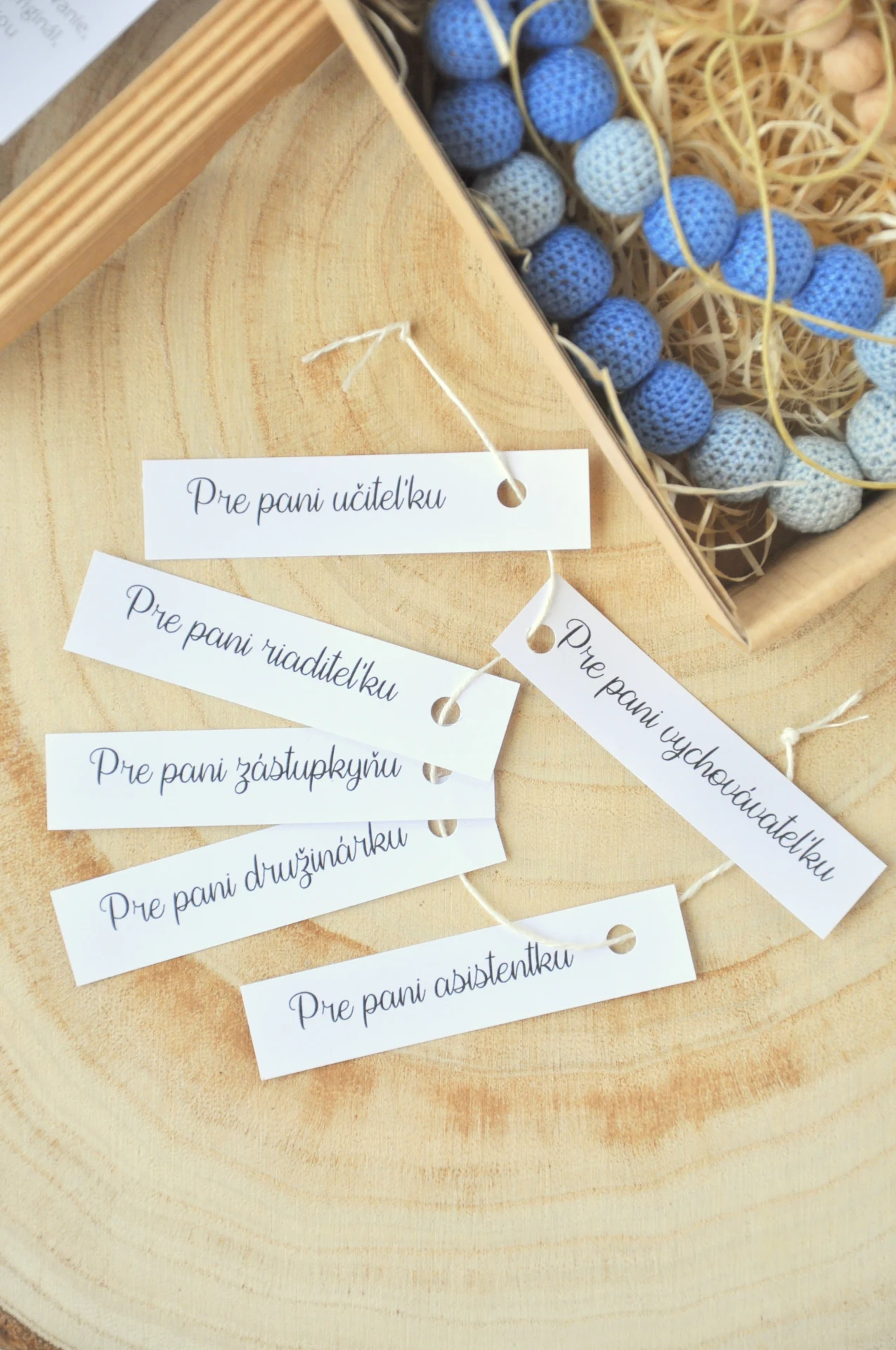 háčkovaný náhrdelník, modrý 3