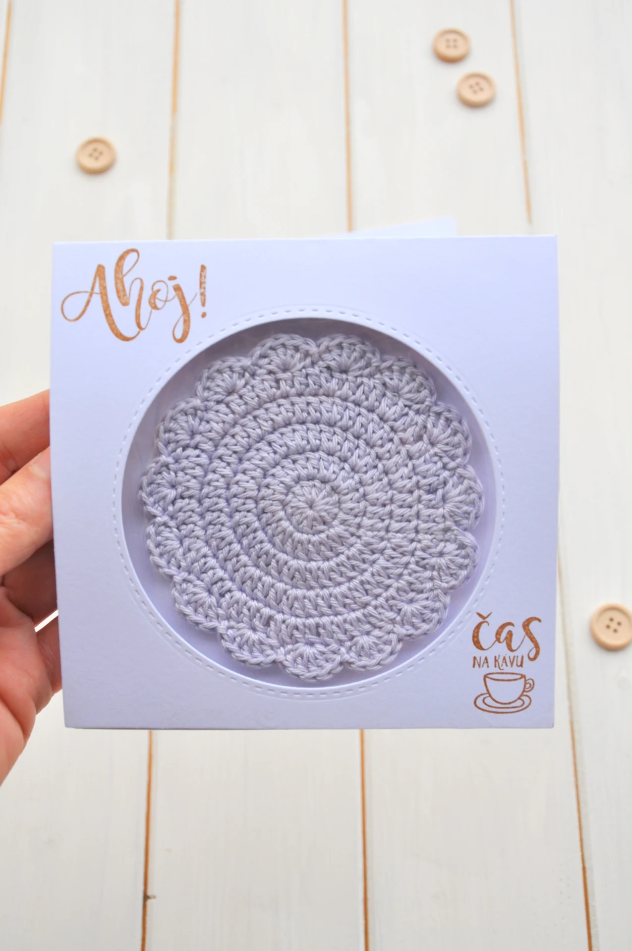 Svetlofialová podšálka, otvárací pozdrav s obálkou