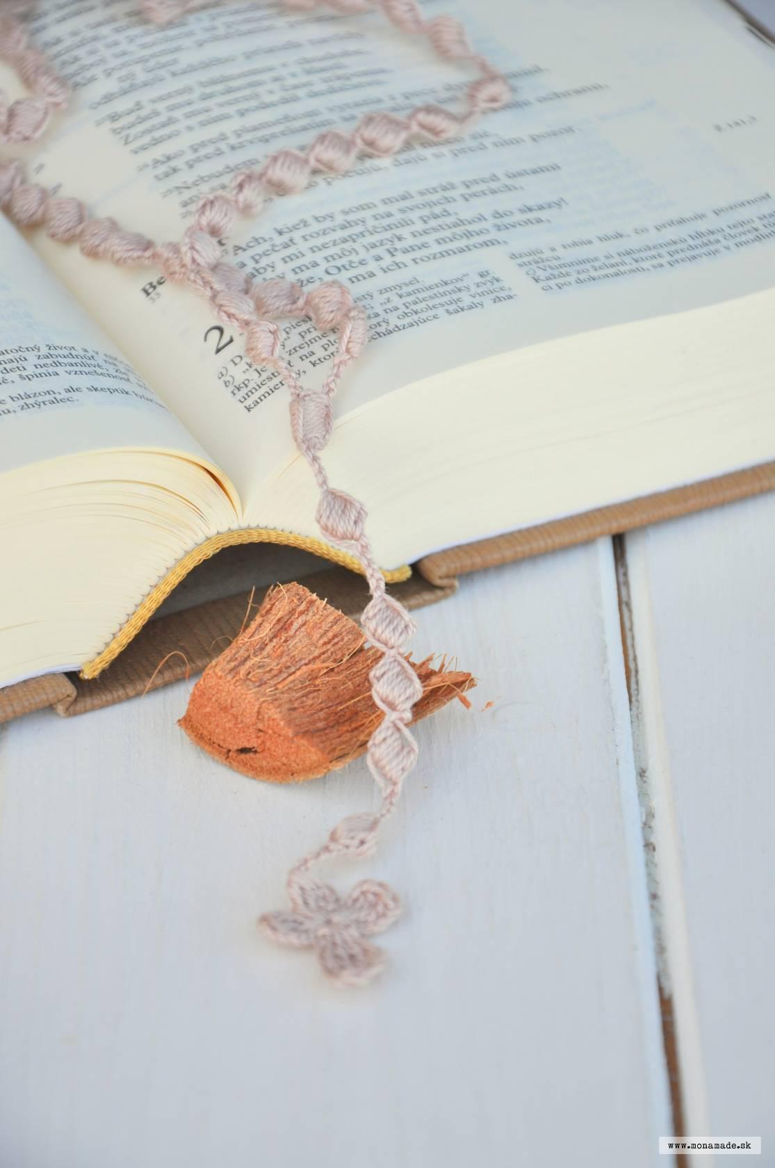 Háčkovaný ruženček, béžový 2